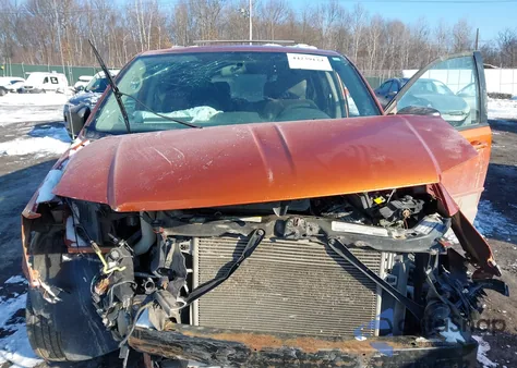 2011 Dodge Grand Caravan Express z USA, uszkodzony, nr VIN 2D4RN4DG7BR779044